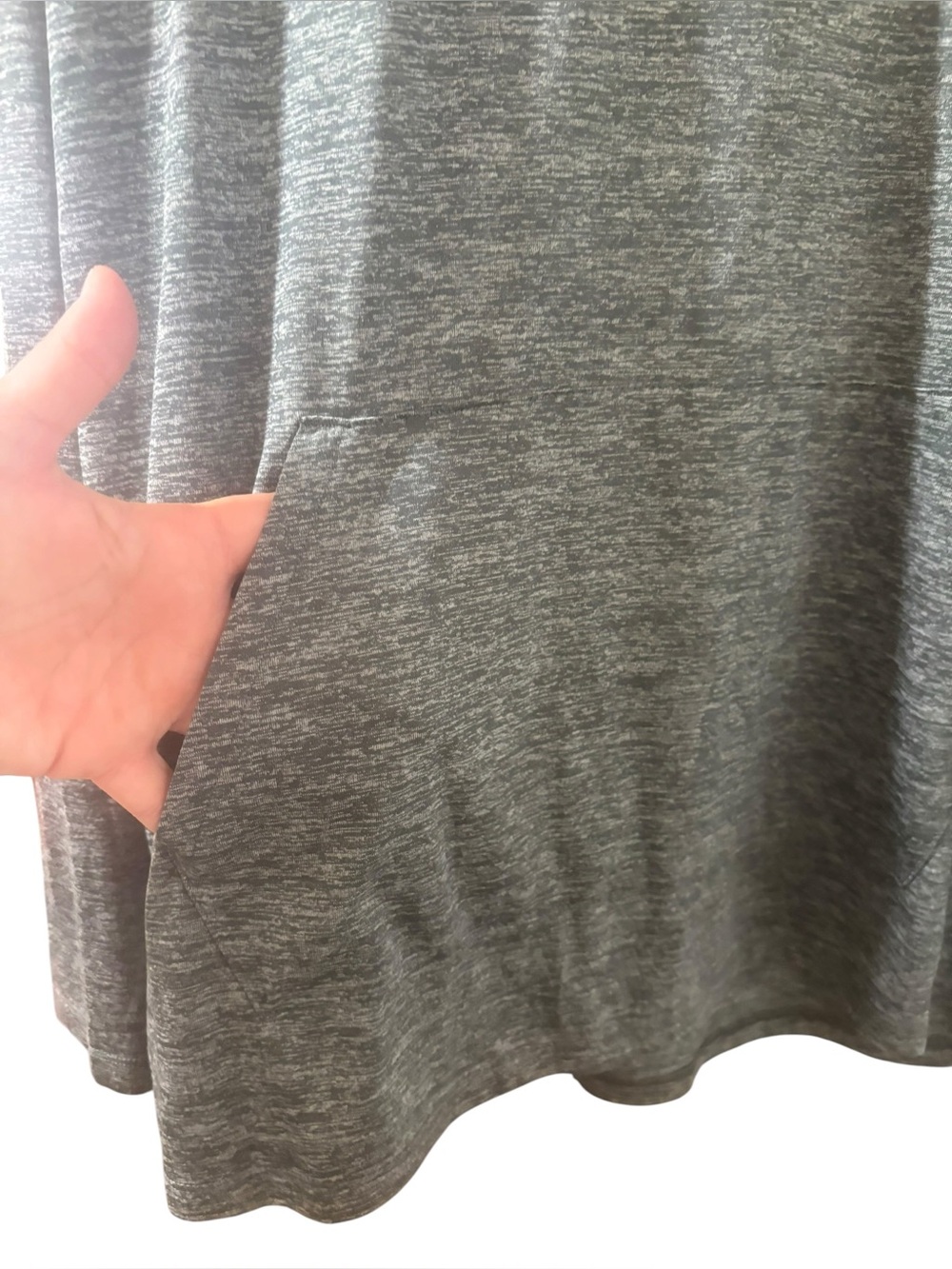 Under Armour Men's Gray Hooded Loose Fit Performance Pullover Lightweight Size L - Picture 4 of 5